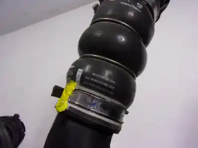 Автозапчастина б/у труба інтеркулера для citroen c4 cactus 1.6 bluehdi 100 посилання на oem iam 9804177580  9685598580