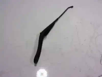 Second-hand car spare part left front windshield wiper arm for dacia duster ambiance 4x2 oem iam references 288815910r  