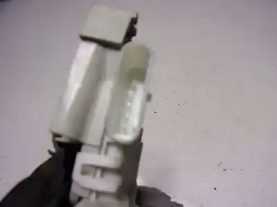 Автозапчасти б/у замок задней левой двери за audi a1 (8xk) 1.0 tfsi ссылки oem iam 8x0839015e  8x0839015e