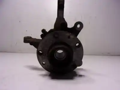 Second-hand car spare part front right knuckle for dacia duster ambiance 4x2 oem iam references 8200881829