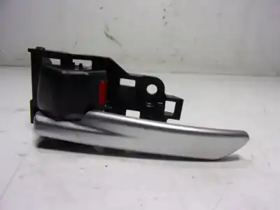Tweedehands auto-onderdeel binnenhandgreep links voor voor toyota corolla cross hybrid 1.8 oem iam-referenties 6920612250c0
