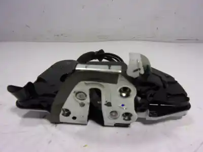 Peça sobressalente para automóvel em segunda mão fechadura da porta dianteira direita por toyota corolla hybrid referências oem iam 6903002511