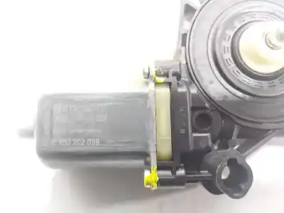 Автозапчасти б/у мотор переднего левого стекла за skoda superb (3v3) 2.0 tdi ссылки oem iam   5q0959801b