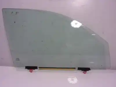 Pièce détachée automobile d'occasion vitre de porte avant droite pour toyota hilux (3b/3c/3d) gr sport références oem iam 681010k280