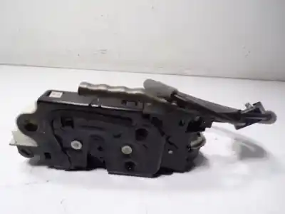 Peça sobressalente para automóvel em segunda mão fechadura da porta dianteira direita por volkswagen tiguan (5n1) 2.0 tdi referências oem iam 5n1837016c