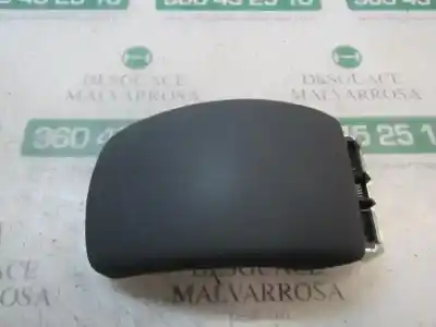 Pezzo di ricambio per auto di seconda mano bracciolo centrale per citroen c4 lim. white attraction riferimenti oem iam 96755551zd  