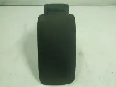 Автозапчасти б/у центральный подлокотник за audi a3 (8v) 2.0 16v tdi ссылки oem iam 8v0864207se6