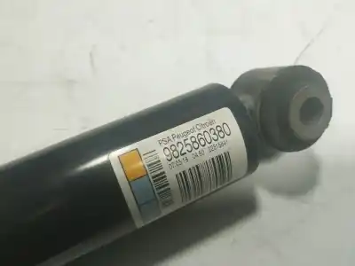 Автозапчастина б/у правий задній амортизатор для citroen ds3 1.2 12v e-thp посилання на oem iam 9825860380  9825860380