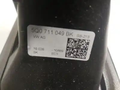 Автозапчасти б/у рычаг переключения передач за seat leon (5f1) 1.6 tdi ссылки oem iam 5q0711049bk  5q0711049bk