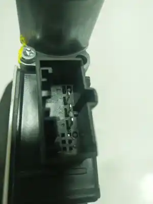 Автозапчасти б/у мотор заднего левого стекла за skoda karoq (nu) 1.6 tdi dpf ссылки oem iam 5q0959407a  5q0959407