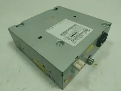 Second-hand car spare part audio system / radio cd for tesla model s p oem iam references   105260900a