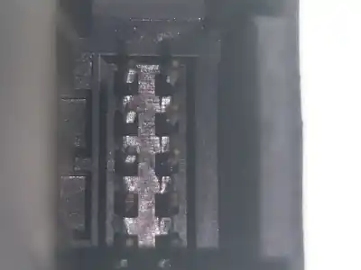 Автозапчасти б/у выключатель левого переднего окна за audi q3 (8ug) 2.0 16v tdi ссылки oem iam 4g09598515pr  