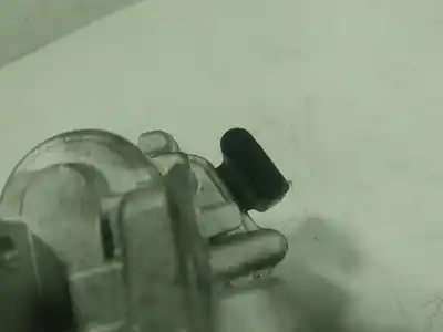 Автозапчастина б/у коробка метелика для audi q3 (8ug) 2.0 16v tdi посилання на oem iam 04l128063aa  04l128058