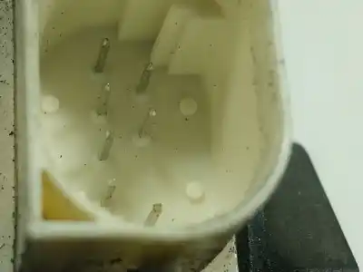 Автозапчастина б/у замок дверей заднього лівого для land rover range rover (lm) td6 hse посилання на oem iam fqm500110 lr013381 f0m500110