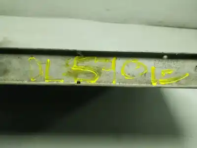 Pezzo di ricambio per auto di seconda mano radiatore d acqua per land rover range rover (lm) td6 hse riferimenti oem iam pcc000840  b7226000