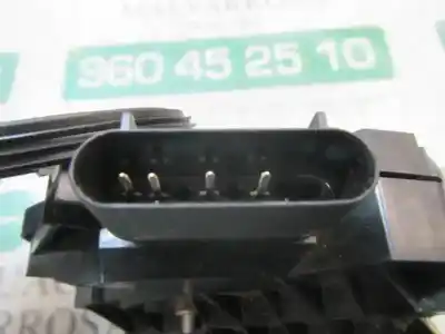 Автозапчастина б/у замок передній праві двері для ford fiesta (ccn) titanium посилання на oem iam 2048282  am5au21812be