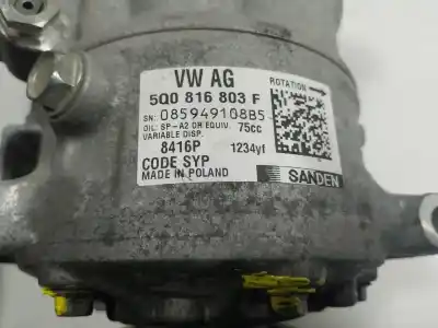 Peça sobressalente para automóvel em segunda mão compressor de ar condicionado a/a a/c por skoda spaceback (5h) 1.0 tsi referências oem iam 5q0816803f  5q0816803