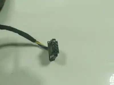 Peça sobressalente para automóvel em segunda mão espelho retrovisor direito por skoda spaceback (5h) 1.0 tsi referências oem iam 5jb857508e9b9  