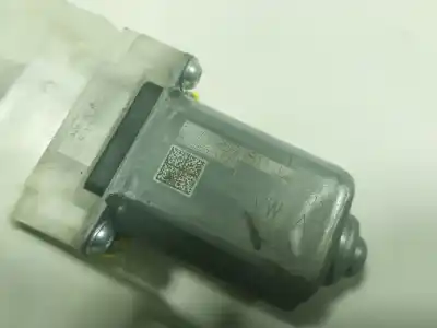 Автозапчастина б/у двиг скла задне ліво для skoda spaceback (5h) 1.0 tsi посилання на oem iam 5ja959811l  5ja959811l