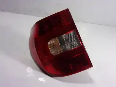 Gebrauchtes Autoersatzteil Rückleuchte außen links zum SKODA YETI (5L)  OEM-IAM-Referenzen 5L0945111  