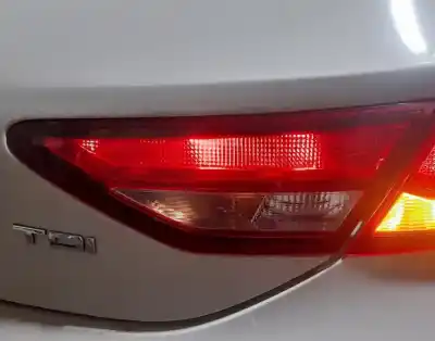 Автозапчасти б/у внутренний правый задний фонарь за seat leon (5f1) 1.6 tdi ссылки oem iam 5f0945094d  