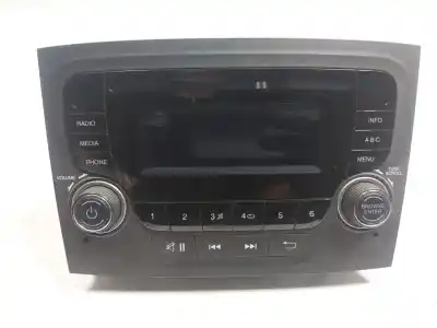 Recambio de automóvil de segunda mano de SISTEMA AUDIO / RADIO CD para FIAT DOBLO II CARGO (263)  referencias OEM IAM 735711585  07357115850