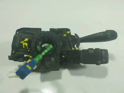 Second-hand car spare part windshiel wiper switch for dacia sandero 0.9 tce oem iam references 8201168008