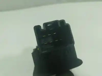 Peça sobressalente para automóvel em segunda mão botão / interruptor elevador vidro traseiro direito por land rover range rover (lm) 3.6 td v8 referências oem iam yud501080pvj  yud501080pvj