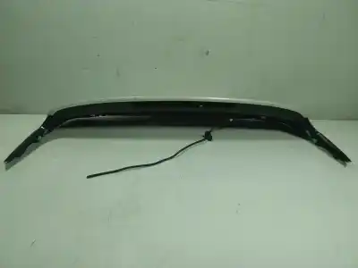 Second-hand car spare part rear spoiler for renault captur ii 1.0 tce bivalent. gasolina / gpl oem iam references 960300445r
