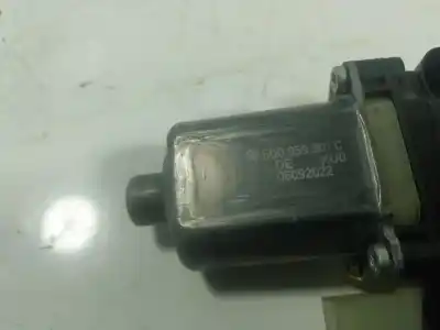 Second-hand car spare part left front window motor for seat ateca (kh7, khp) 1.5 tsi oem iam references 5q0959801c  5q0959801c