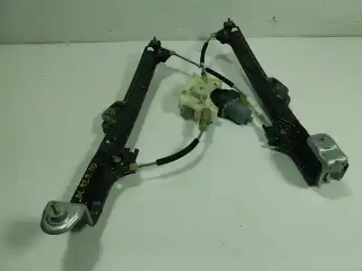 Recambio de automóvil de segunda mano de elevalunas trasero derecho para maserati levante 3.0 v6 twinturbo cat referencias oem iam   67032862