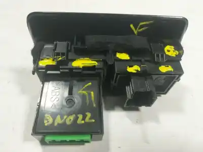 Pezzo di ricambio per auto di seconda mano comando multifunzione per jaguar f-pace (x761) 2.0 td4 awd riferimenti oem iam t4a8447  hk8311654db