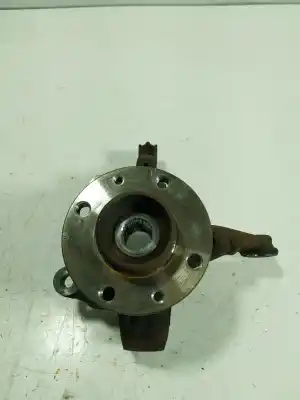 Second-hand car spare part front left knuckle for dacia sandero 0.9 tce oem iam references 