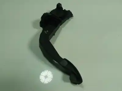 Second-hand car spare part accelerator pedal for peugeot 208 (p2) 1.2 puretech oem iam references 9837891880  9837891880
