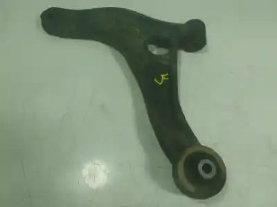 Recambio de automóvil de segunda mano de brazo suspension inferior delantero izquierdo para renault master iii furgoneta (fv) 2.3 dci 110 fwd (fv0r. fv0w) referencias oem iam 8200688871