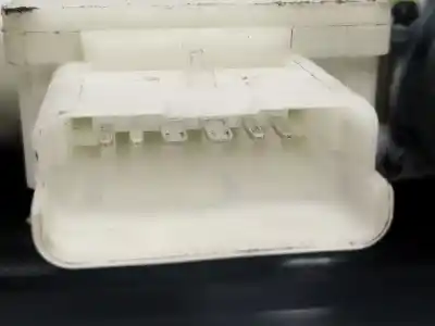 Автозапчасти б/у задний правый стеклорегулятор за citroen grand c4 spacetourer (3a_, 3e_) 2.0 bluehdi 160 ссылки oem iam 9676172380  9826076480