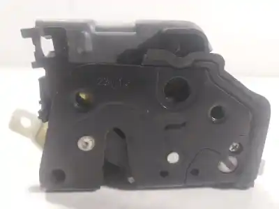 Recambio de automóvil de segunda mano de cerradura puerta trasera izquierda para audi a1 sportback (8xa, 8xf) 1.0 tfsi referencias oem iam 8x0839015e  8x0839015e