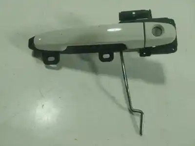 Peça sobressalente para automóvel em segunda mão puxador exterior dianteiro esquerdo por toyota aygo (_b4_) 1.0 (kgb40) referências oem iam 692110h900