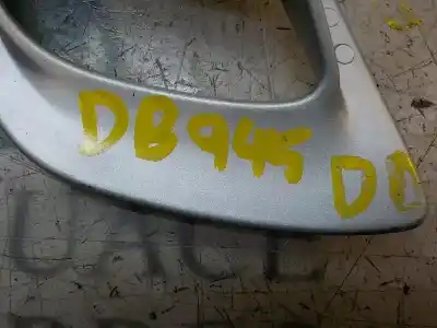 Peça sobressalente para automóvel em segunda mão puxador interior dianteiro direito por skoda fabia (5j2 ) young referências oem iam 5j0837226a2au  5j0837226a