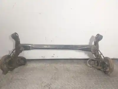 Peça sobressalente para automóvel em segunda mão charrió / suporte de eixo de trás por hyundai i20 i (pb, pbt) 1.2 referências oem iam 551001j050