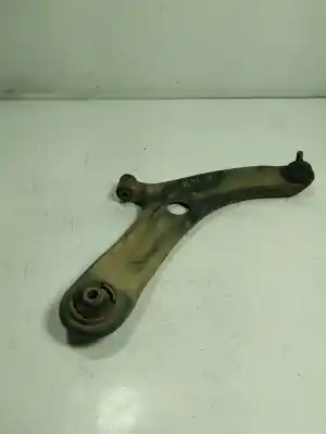 Peça sobressalente para automóvel em segunda mão braço de suspensão superior dianteiro direito por hyundai i20 i (pb, pbt) 1.2 referências oem iam 545011j500