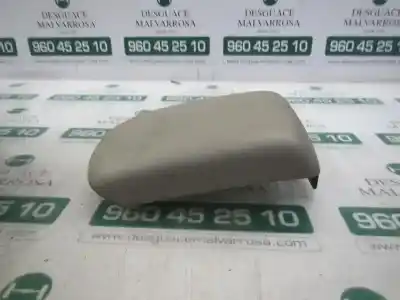 Автозапчастина б/у ЦЕНТРАЛЬНИЙ ПОДЛОКНИК для SSANGYONG KYRON  Посилання на OEM IAM   