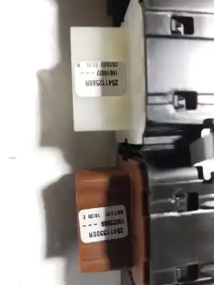 Second-hand car spare part left front power window switch for dacia sandero 0.9 tce oem iam references   