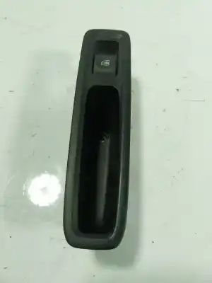 Second-hand car spare part right front power window switch for dacia sandero 0.9 tce oem iam references 