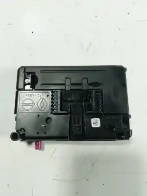 Second-hand car spare part electronic module for dacia sandero 0.9 tce oem iam references   2591a7327r