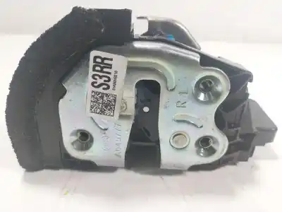 Peça sobressalente para automóvel em segunda mão fechadura da porta traseira direita por kia stonic (ybcuv) 1.2 cat 84 cv / 62 kw referências oem iam 81420h8010