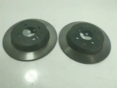 Peça sobressalente para automóvel em segunda mão disco de travão traseiro por kia stonic (ybcuv) 1.2 cat 84 cv / 62 kw referências oem iam 584110u300