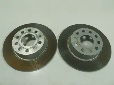 Peça sobressalente para automóvel em segunda mão disco de travão traseiro por seat leon sportstourer (kl8) 2.0 tdi referências oem iam 5q0615601d