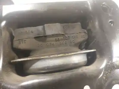 Second-hand car spare part left engine support for citroen c3 iii (sx) 1.2 vti 82 oem iam references 9810216980  9807450680