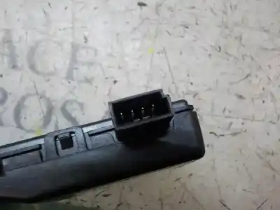 Peça sobressalente para automóvel em segunda mão módulo eletrônico por opel corsa e selective referências oem iam 13503204  13503204